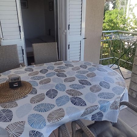 Apartments Samec Izola Εξωτερικό φωτογραφία