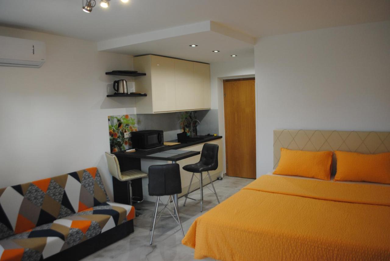 Apartments Samec Izola Εξωτερικό φωτογραφία