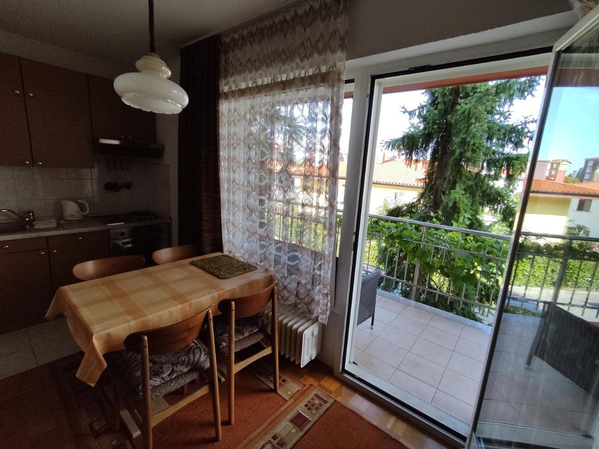 Apartments Samec Izola Εξωτερικό φωτογραφία