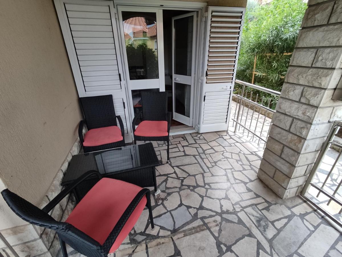 Apartments Samec Izola Εξωτερικό φωτογραφία