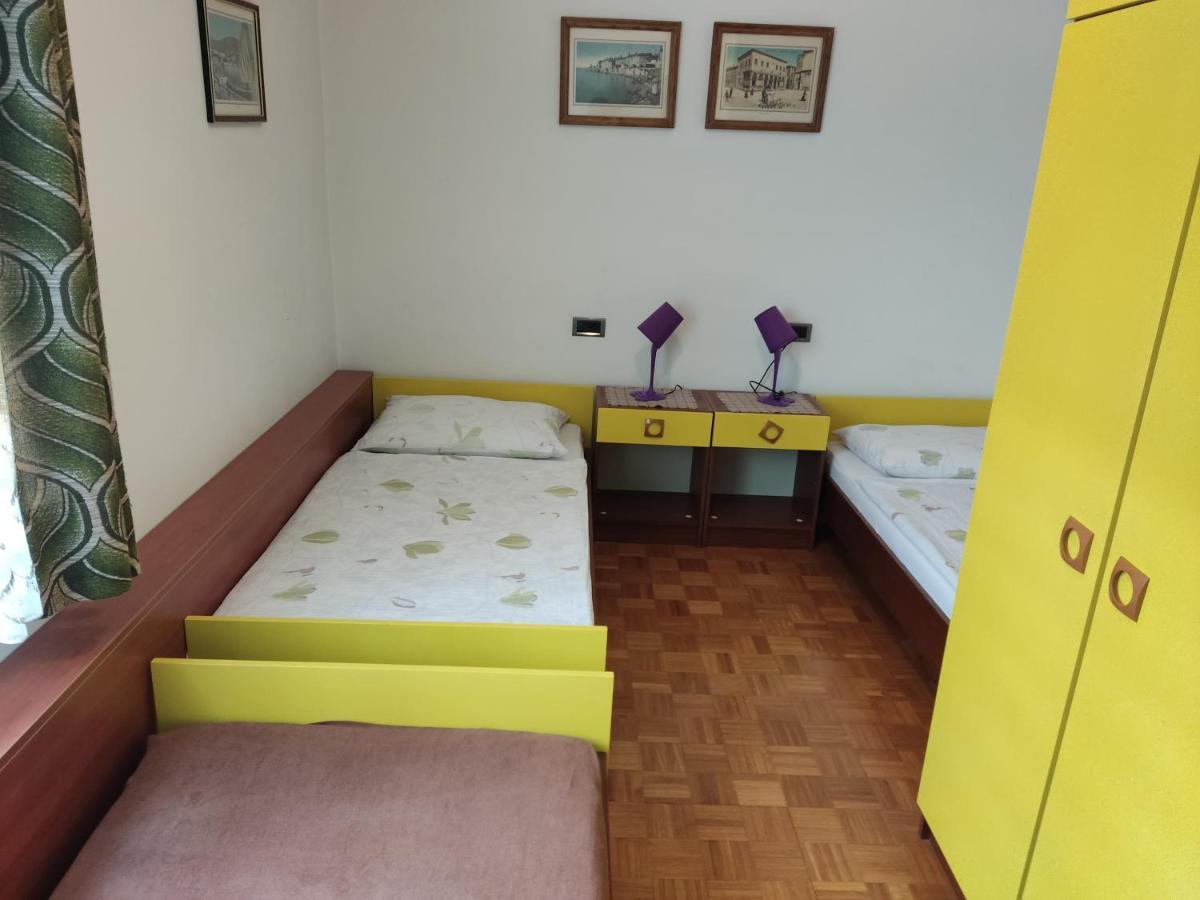 Apartments Samec Izola Εξωτερικό φωτογραφία