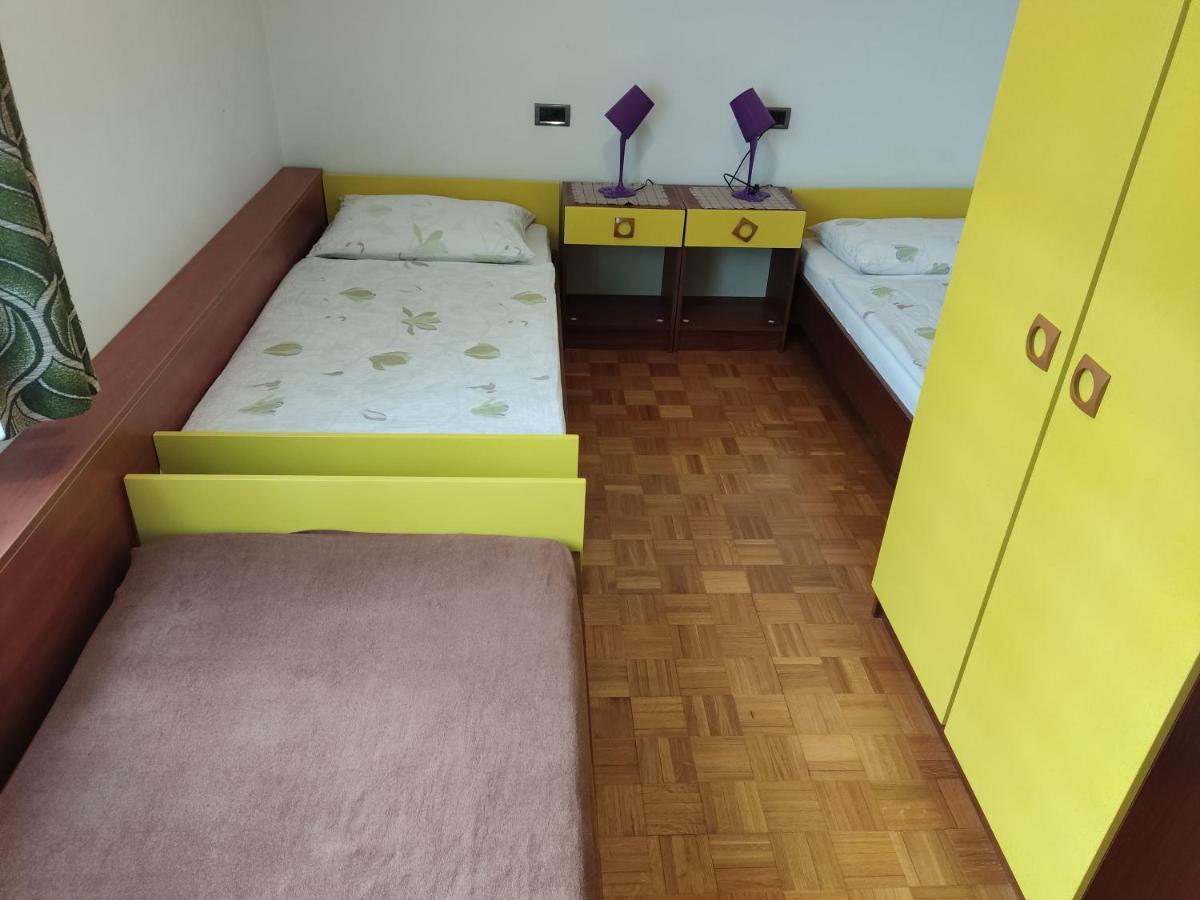 Apartments Samec Izola Εξωτερικό φωτογραφία
