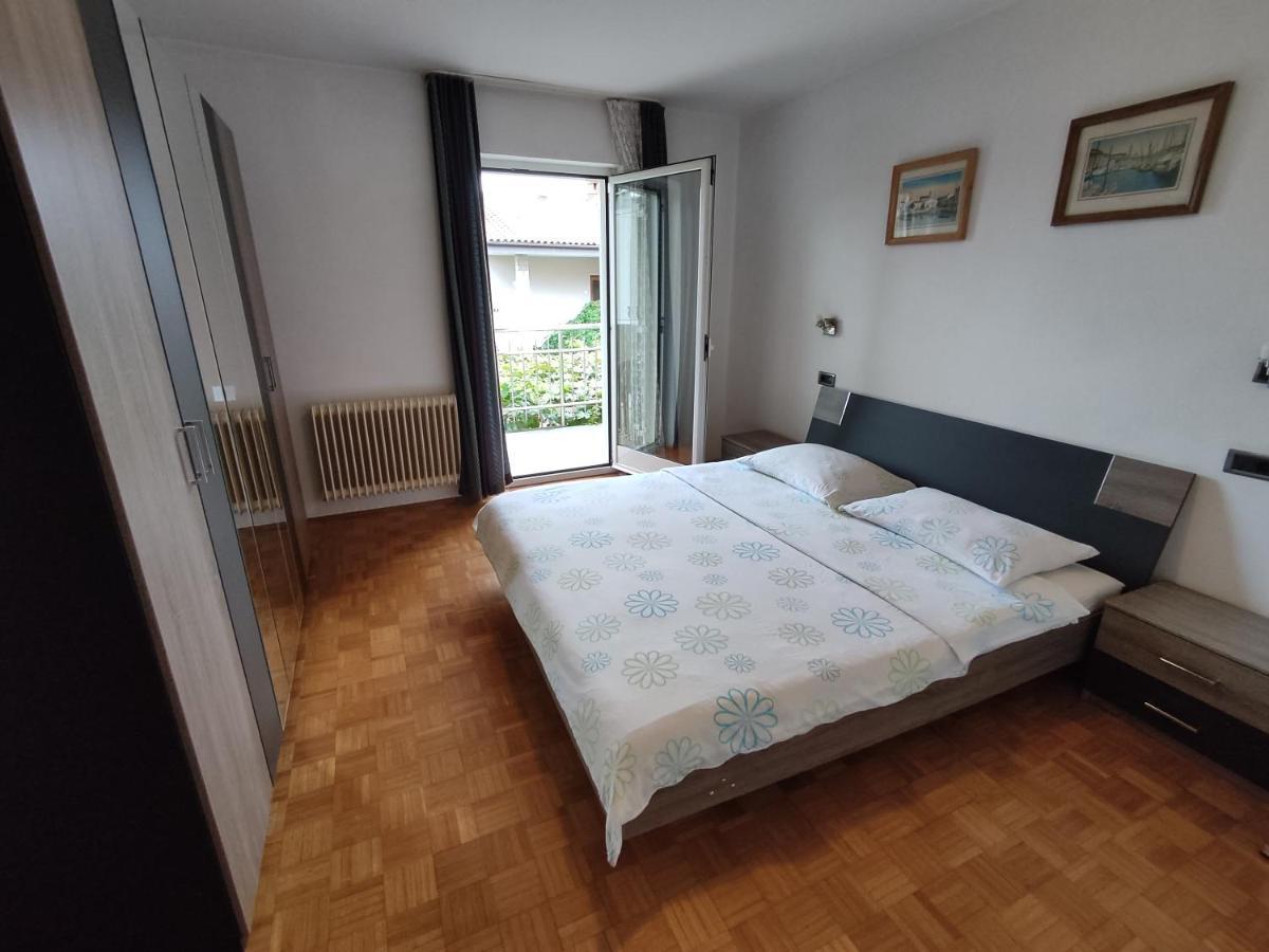Apartments Samec Izola Εξωτερικό φωτογραφία