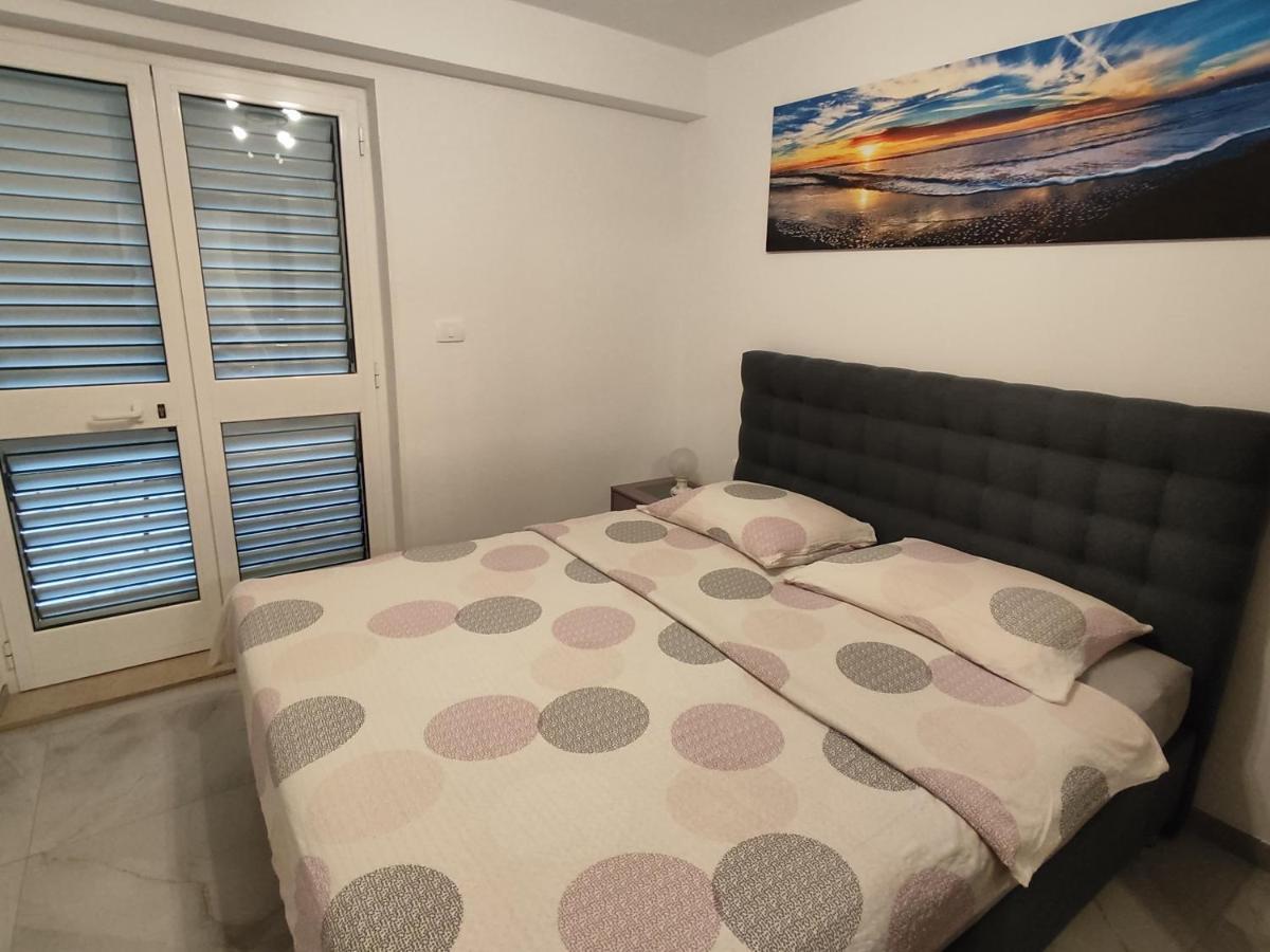 Apartments Samec Izola Εξωτερικό φωτογραφία