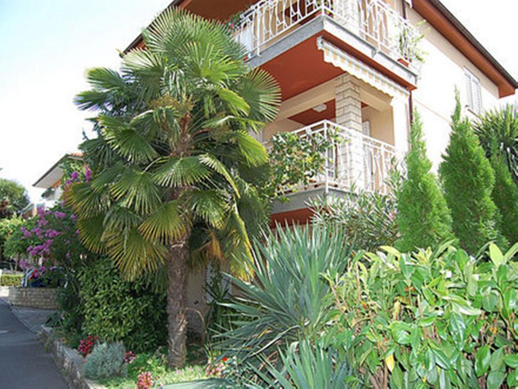 Apartments Samec Izola Εξωτερικό φωτογραφία